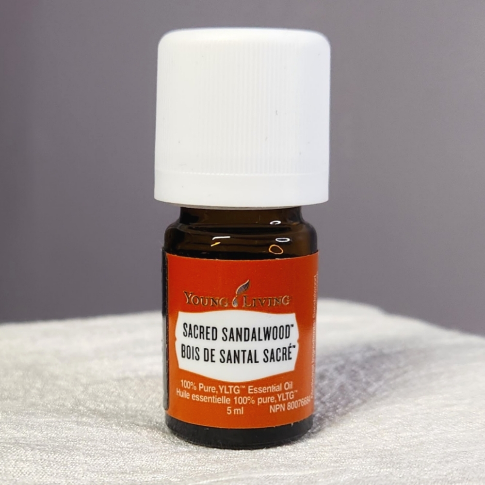 SACRED SANDALWOOD - YOUNG LIVING ESSENTIAL OIL (5ML)